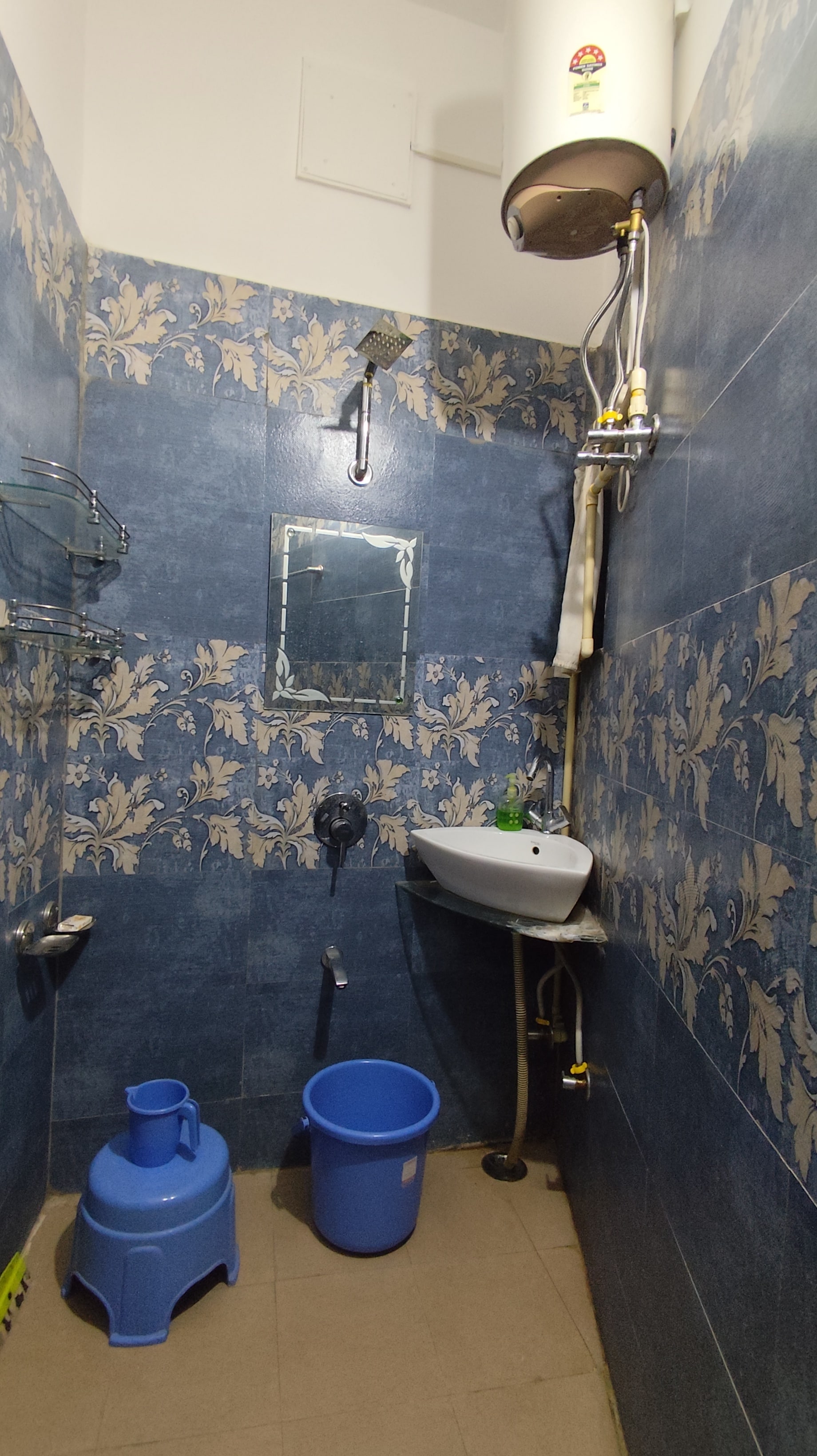 Manorama HomeStay ( lake view) - Tap to explore photos