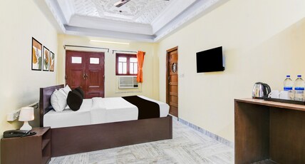 Hotel O Lenin Sarani Room Type - Classic