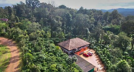 Koorgi Retreat Cozy Coffee Estate Bonfire BBQ Room Type - 3 BHK Family Room (more then 4 pax will accept the booking) Koorgi Retreat Cozy Coffee Estate Bonfire BBQ Room Type - 3 BHK Family Room (more then 4 pax will accept the booking)