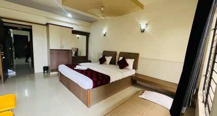 Hotel Yogi Raj Palace  Room Type - Deluxe AC Room