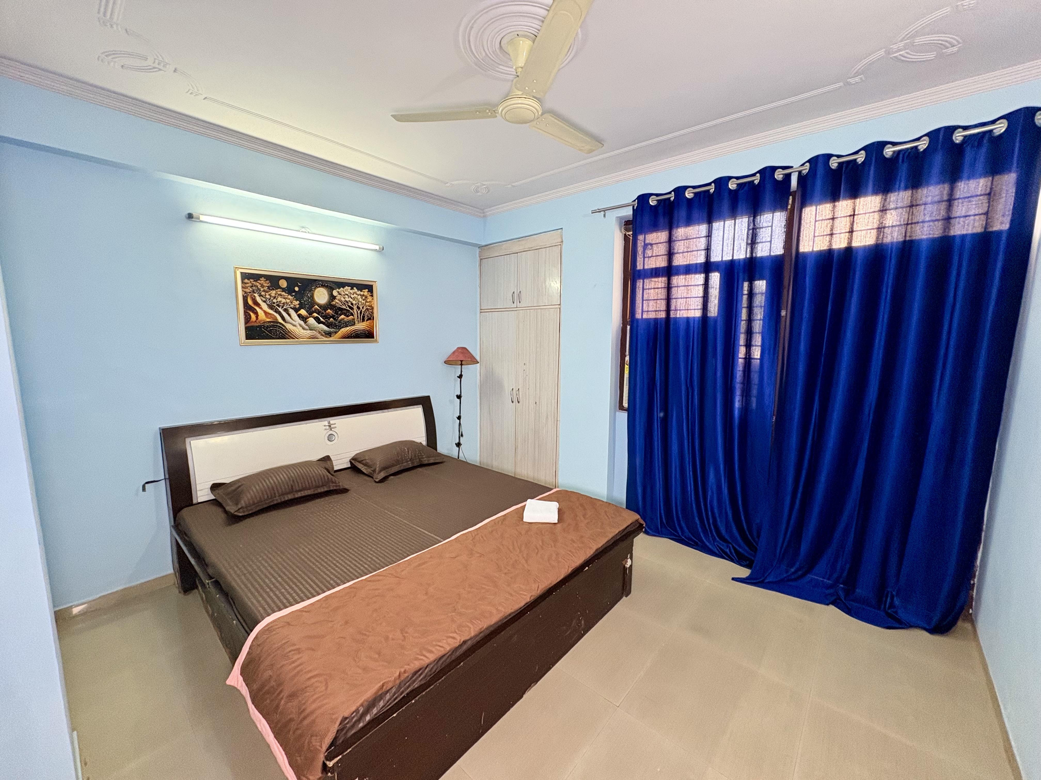 Highway Access 2BHK Trendy Decor VR water parks - Tap to explore photos