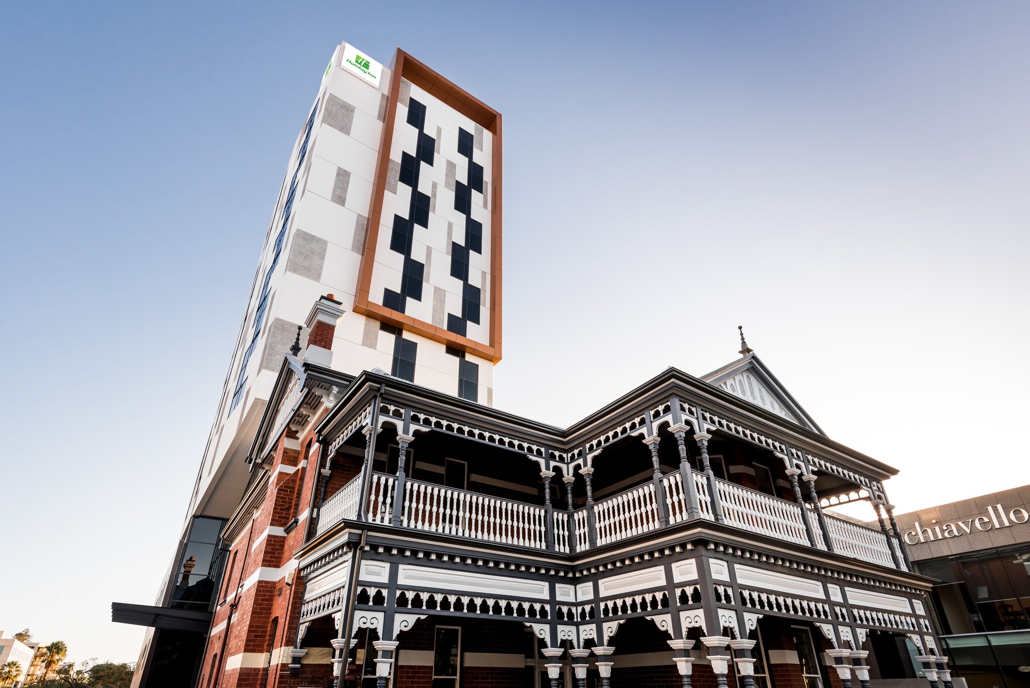 Holiday Inn WEST PERTH - Tap to explore photos