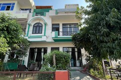 Hotel Ranthombhore Green Valley