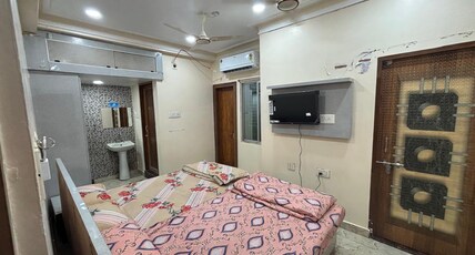 Padmalava | Entire Studio & 3BHK Apartments Room Type - Entire Studio Apartment With Private Attached Kitchen