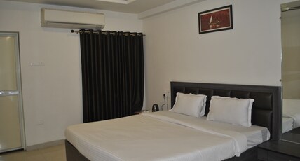 Spark Room Type - Deluxe AC Room
