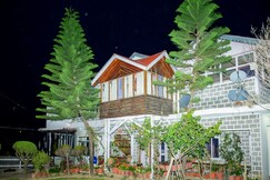 Ecstasy Farms Homestay| Hill-view Rooms