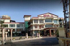 Drive In 24 Hotel and Resto