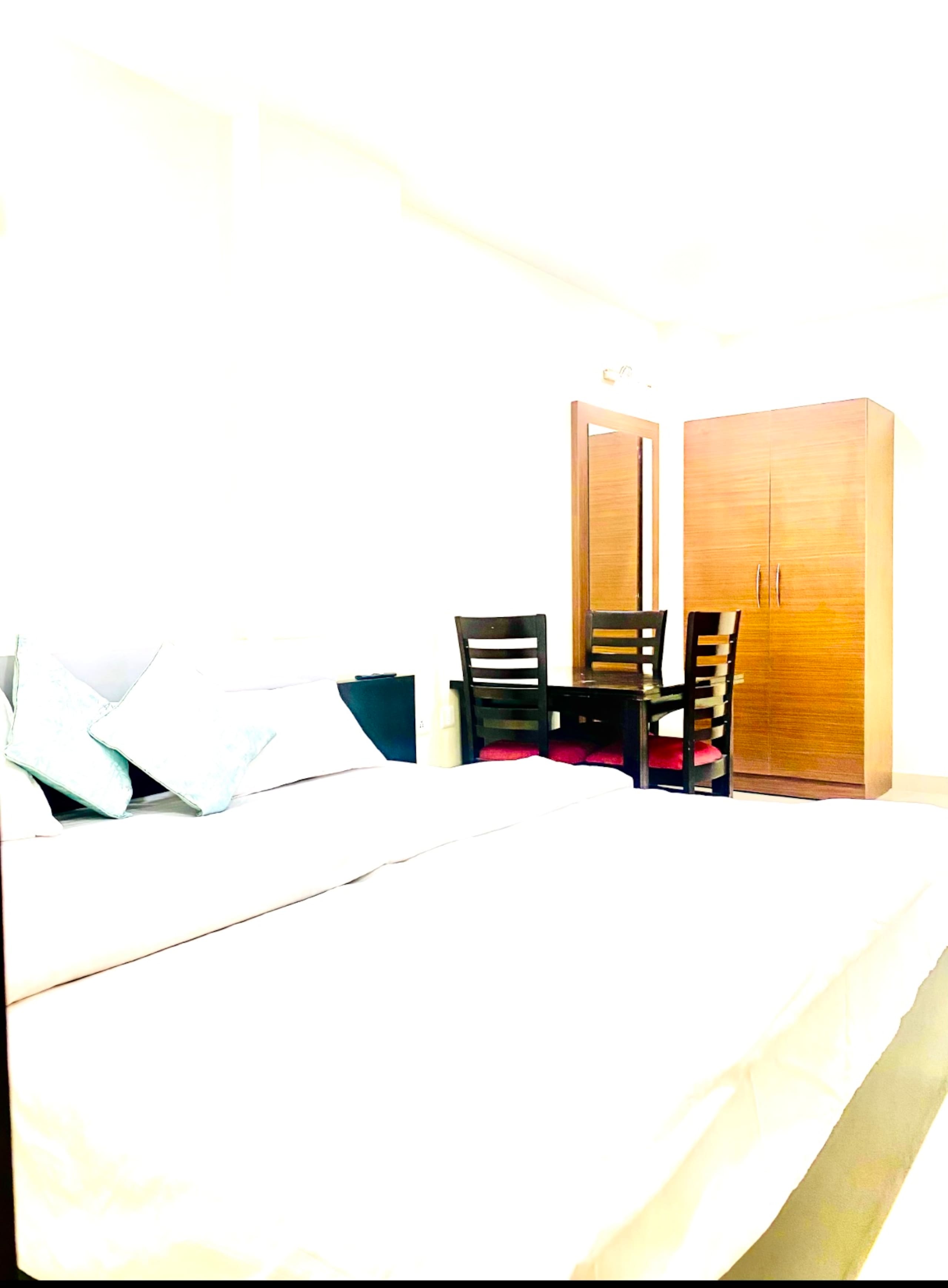 Luxury room in Kaichidham at Nainital - Tap to explore photos