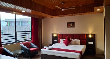 Hotel MMR Manor MG Marg Room Type - Premium Suite with living area