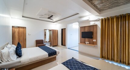 Strawberry King Resort Room Type - Family Room Mountain View, Pool View With Balcony