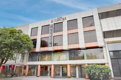 Palette Hotel Nisarga by CheckIn, Bhopal