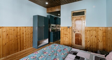 Old View Stay | Leh Market Room Type - Double Deluxe Room with Private Kitchen