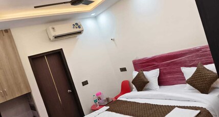 Hotel O 24 Seven Stay Room Type - Classic