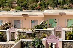DanCenter Parijat Villas & Suites Udaipur