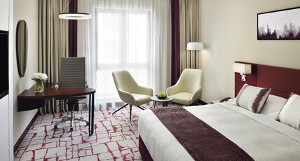 Movenpick Hotel & Apartments Bur Dubai Room Type - Superior Room