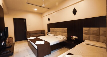 Hotel Kiran Room Type - Triple Bed Non Ac