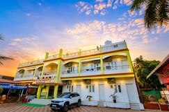 Paramount Beach Resort