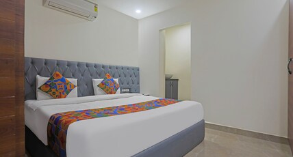 FabHotel RR Residency I - Nr. Khammam Bus Stand Room Type - Executive Room