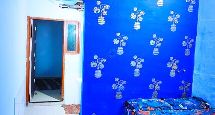 SHREE SHIVAY HOME STAY Room Type - Bedroom 1