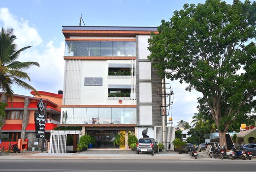 Hotel Golden Riviera