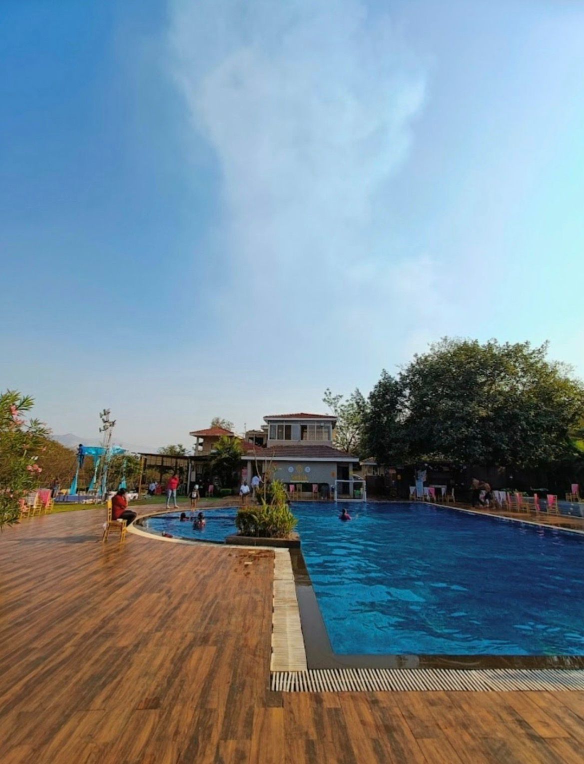 Villa Ravi - Tap to explore photos