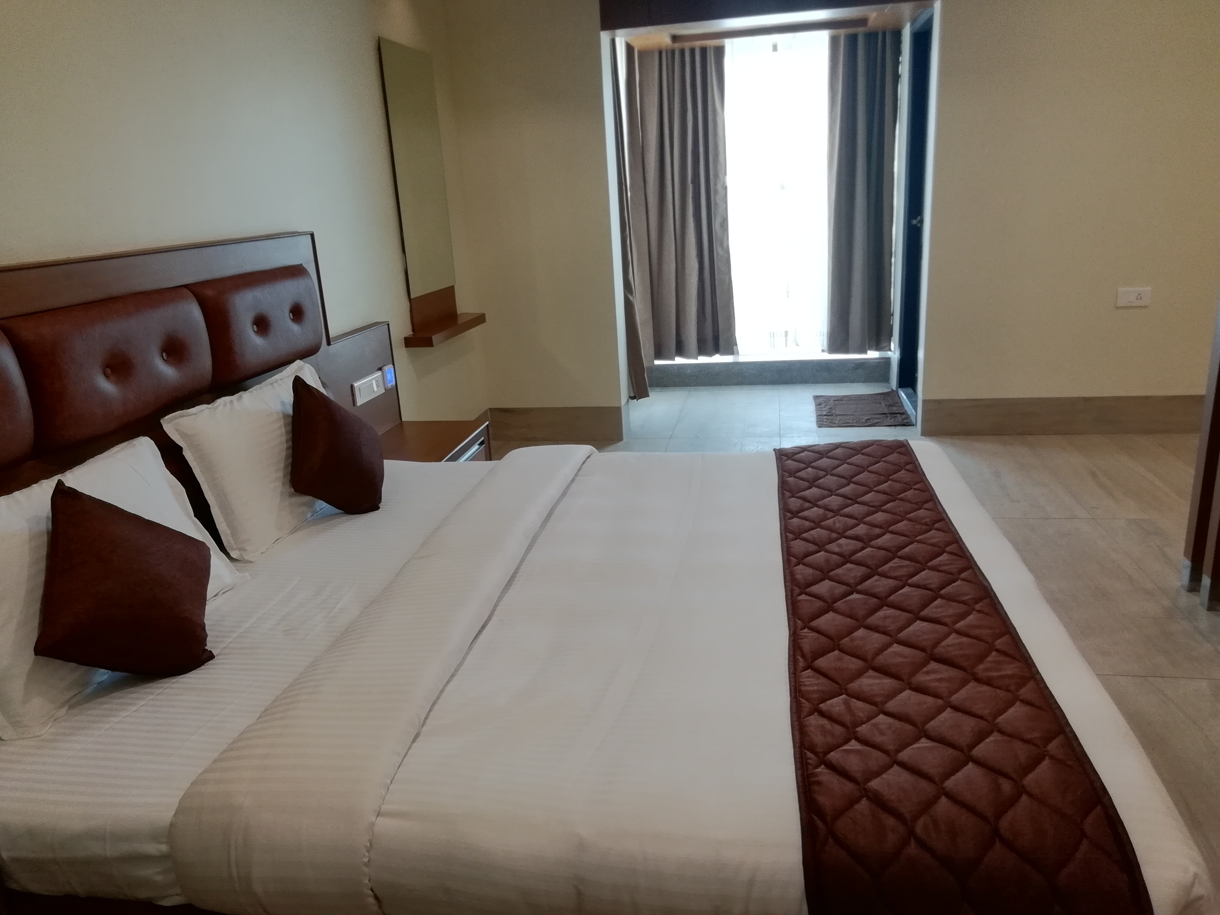 Hotel Annamalai - Tap to explore photos