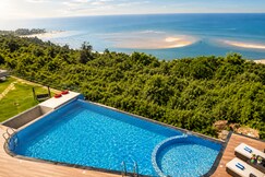 Sea Horizon Resort
