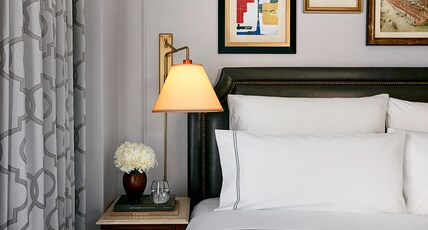 InterContinental New York Barclay Room Type - Classic Room
