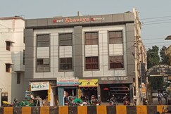 Hotel Shourya Regency