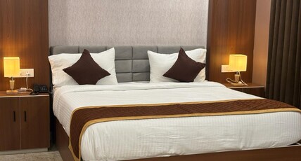 Raj Hussain Landmark Hotel Room Type - Standard Room