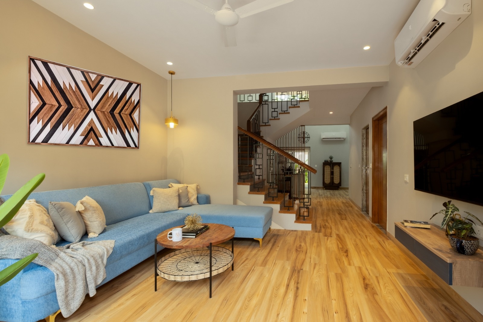 Blissful Grand 3BHK Villa Siolim - Tap to explore photos