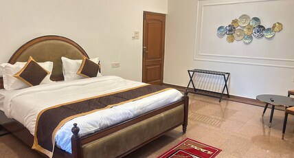 The Palace Inn - A boutique villa stay Room Type - King Room with Balcony