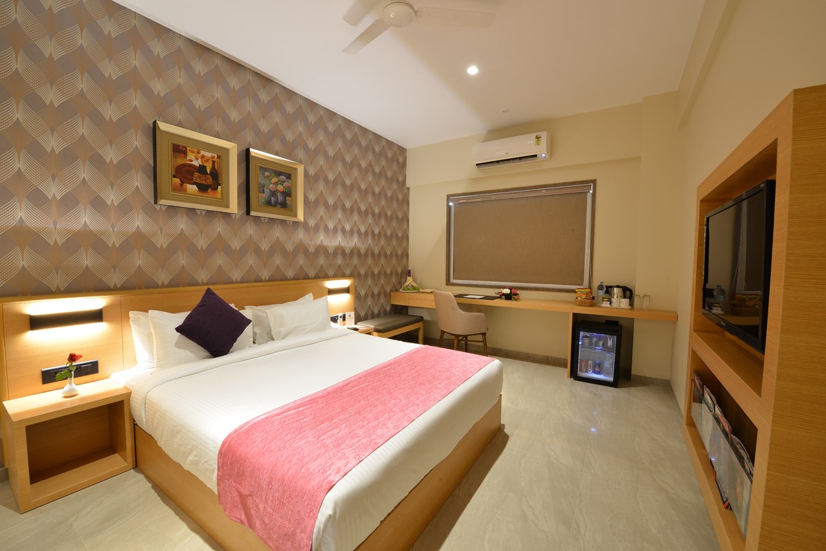 Click Hotel Bhuj - Tap to explore photos