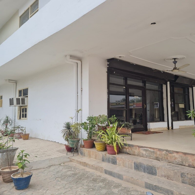 HOTEL GULMOAR INN - Tap to explore photos