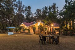 StayVista I Solitude in the Woods 2 BHK Villa