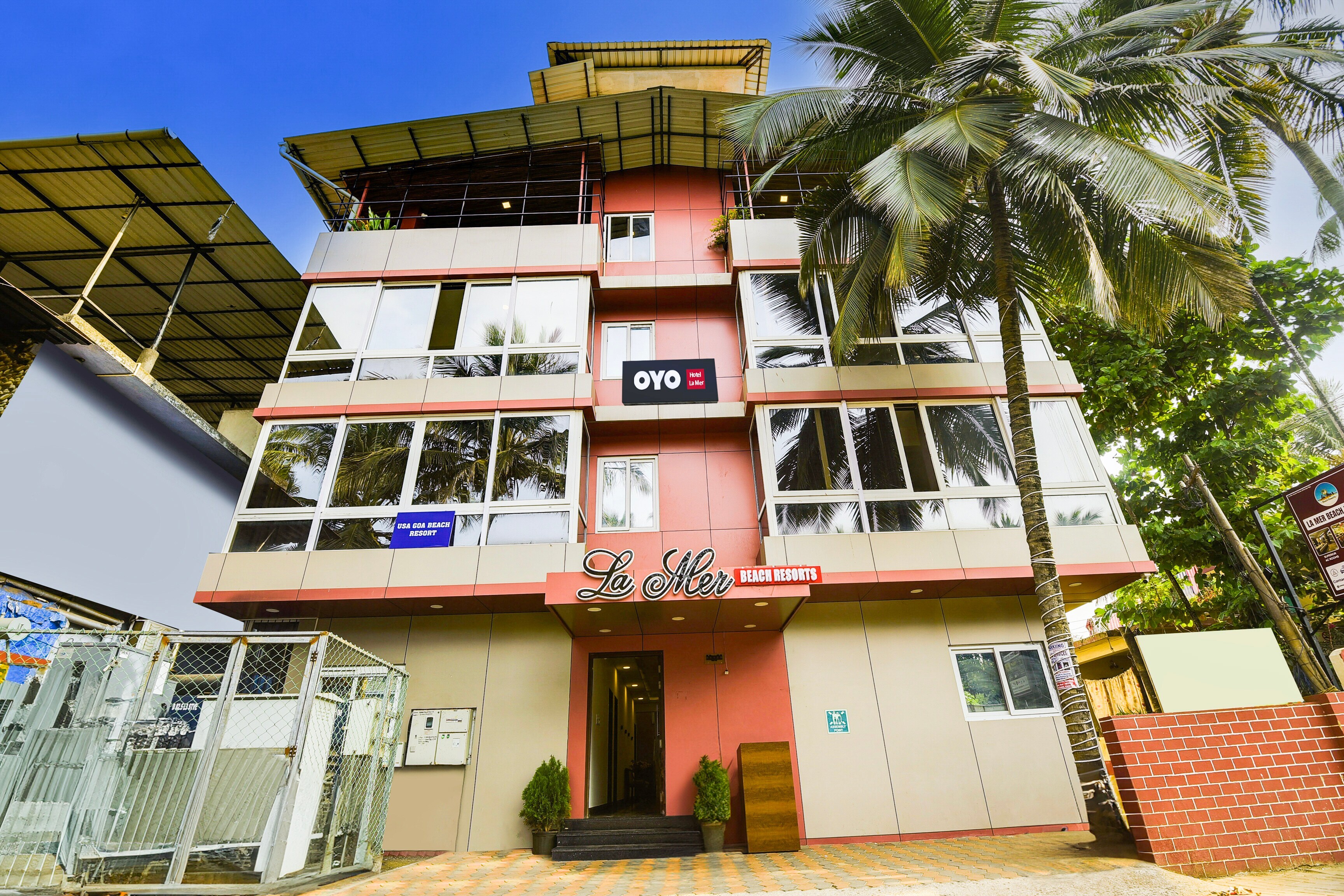 Collection O USA Goa Beach Resort - Tap to explore photos