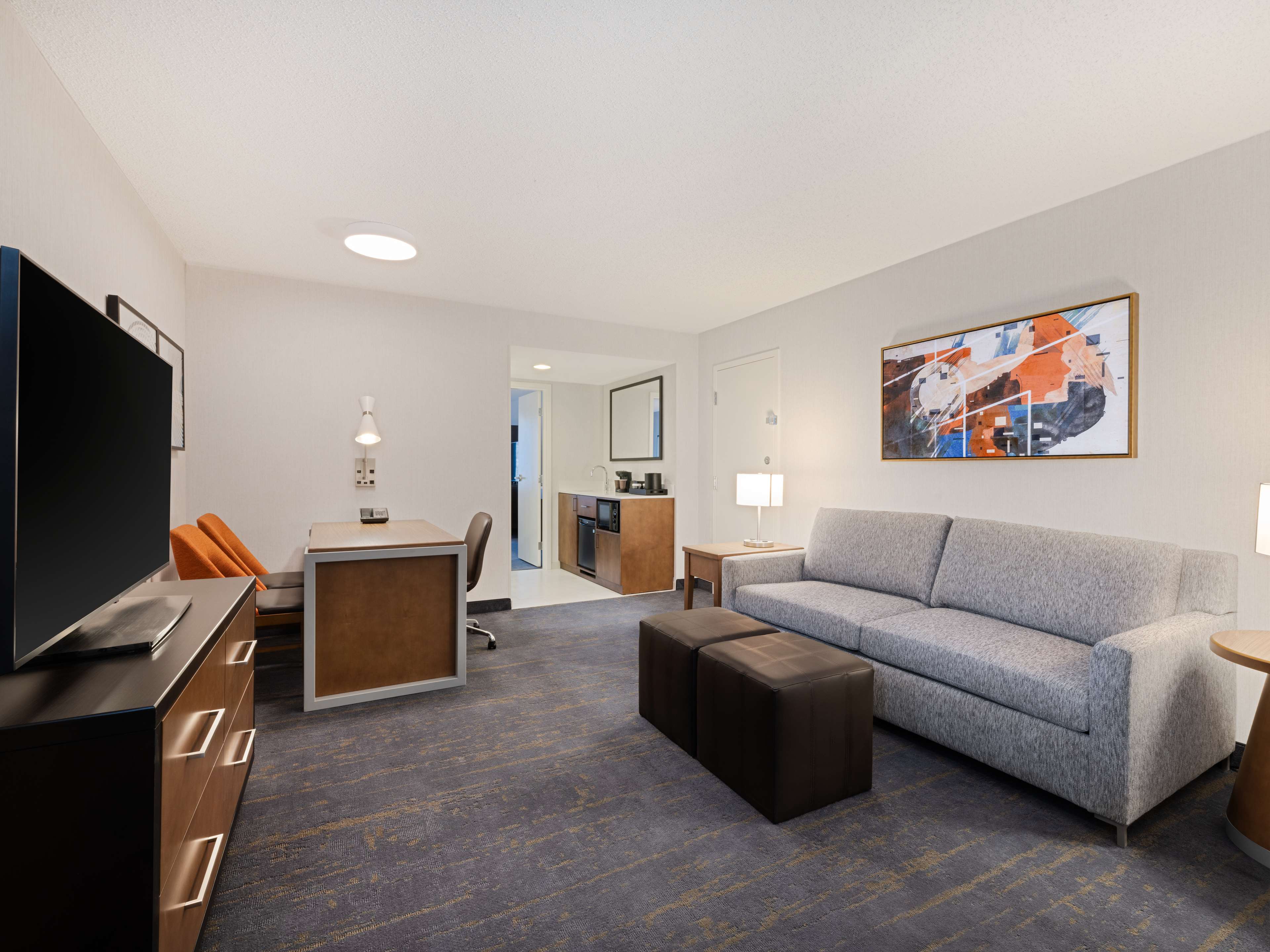 Embassy Suites Chicago Downtown - No Resort Fee - Tap to explore photos