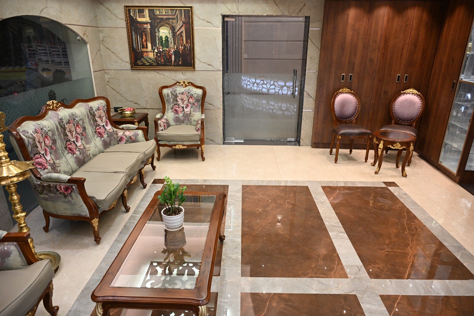 Main gallery