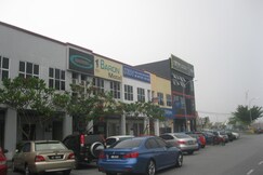 1 Baron Motel