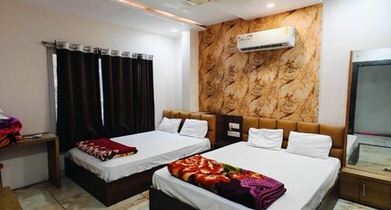 Hotel Jainam Palace Room Type - Deluxe Family Room