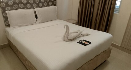Nice Stay Residency Room Type - Deluxe Room with City View
