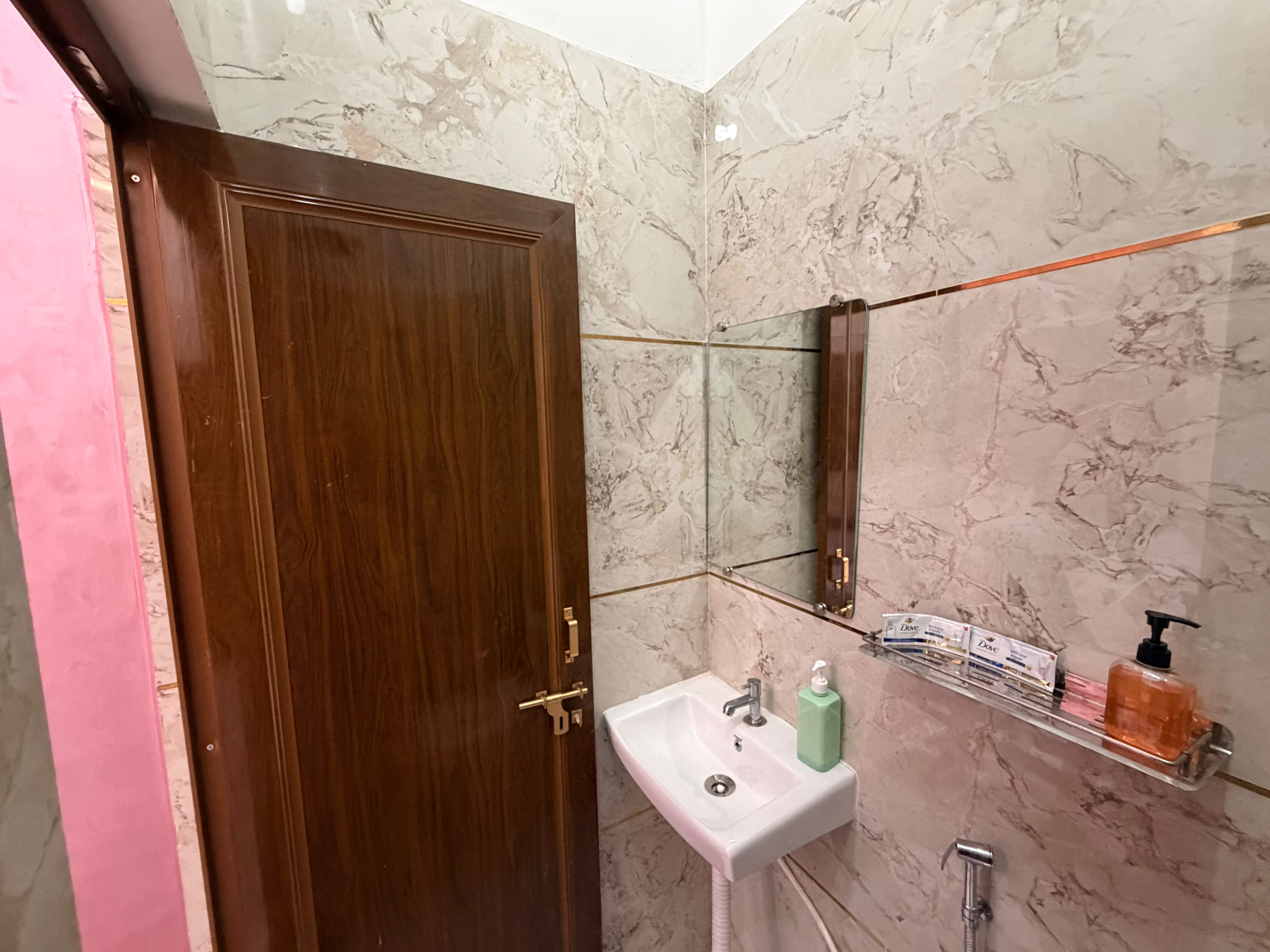 Kartikeya Guest House - Tap to explore photos