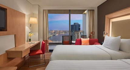 NOVOTEL DANANG PREMIER HAN RIVER Room Type - Executive Room, balcony with Han River view and Premier Lounge Access - 2 single bed NOVOTEL DANANG PREMIER HAN RIVER Room Type - Executive Room, balcony with Han River view and Premier Lounge Access - 2 single bed