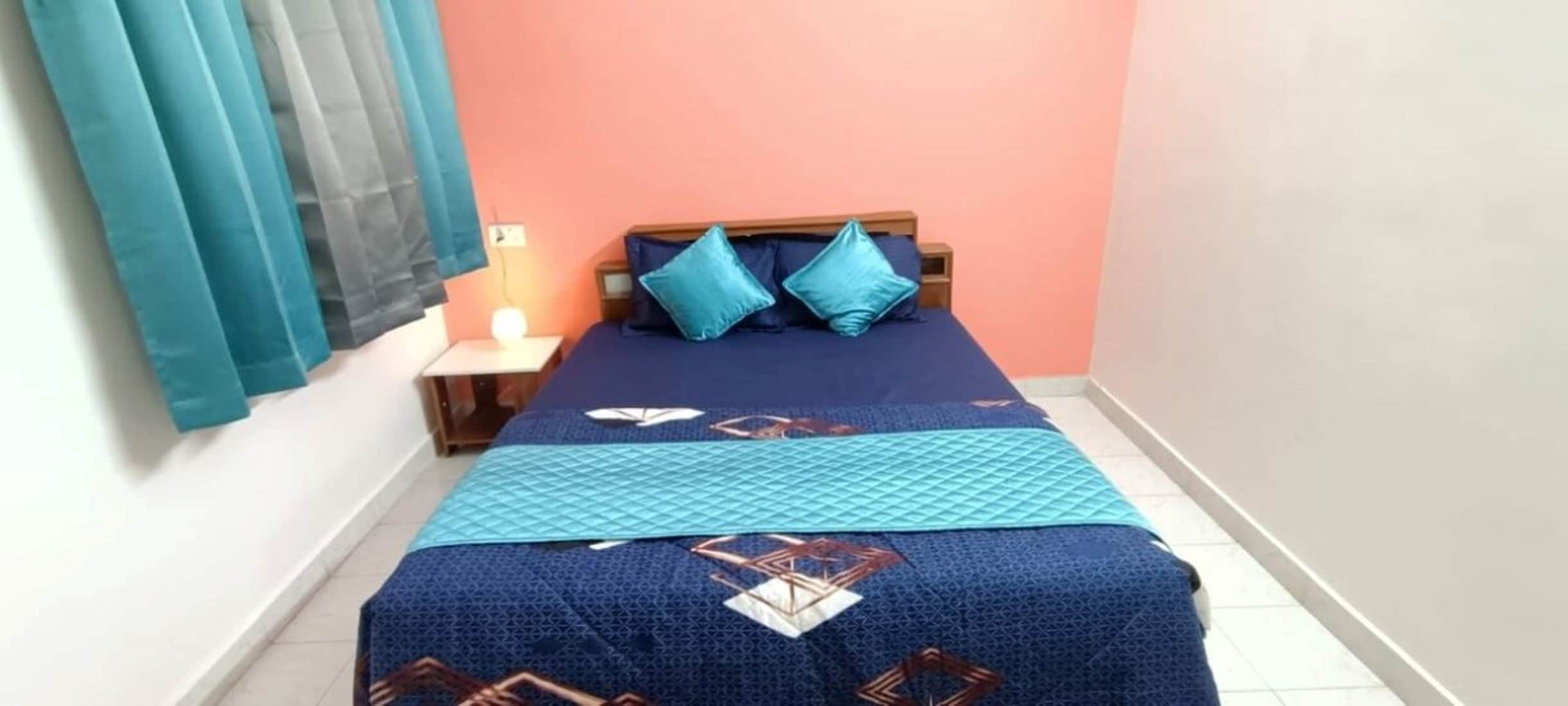 Air-conditioned 2 Bedroom Flat Nr Calangute Beach - Tap to explore photos