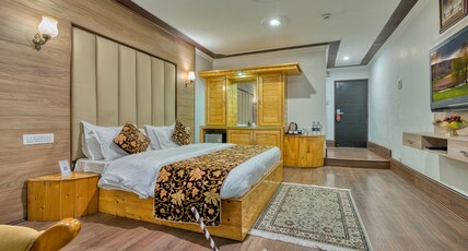 Hotel Baisaran Room Type - Premium Room with Mountain View