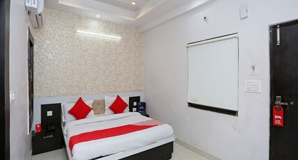 Hotel Residency Room Type - Deluxe AC Room