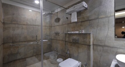 HOTEL THE LOTUS PARK ELLISBRIDGE Room Type - Premium Twin Room (Unmarried couples are not allowed) HOTEL THE LOTUS PARK ELLISBRIDGE Room Type - Premium Twin Room (Unmarried couples are not allowed)