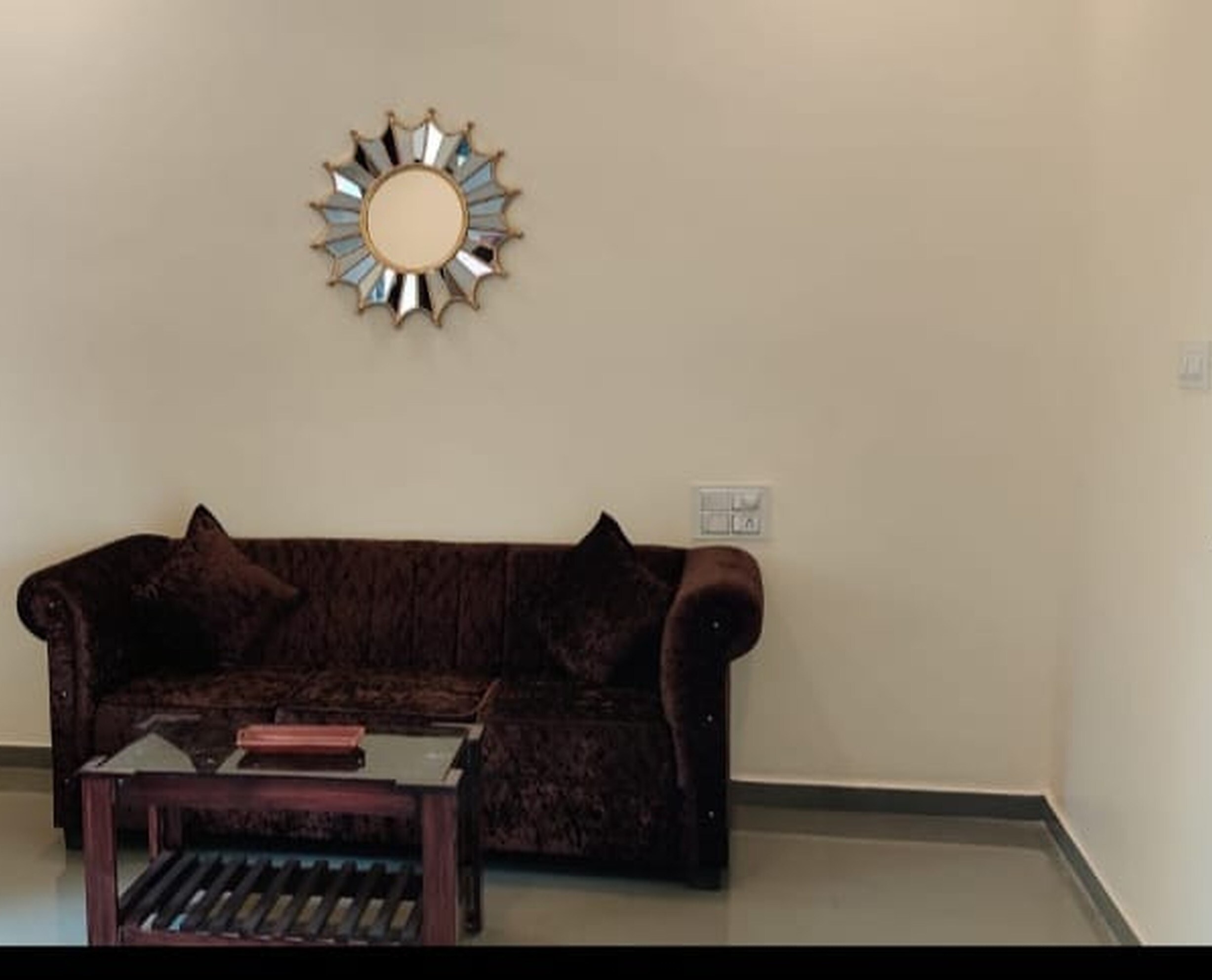 River View Premium Suite - Tap to explore photos