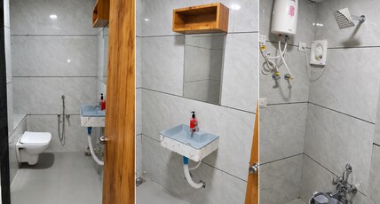 Hotel The Grand Jashi Residency Room Type - Family Four Sharing Room Hotel The Grand Jashi Residency Room Type - Family Four Sharing Room