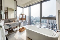 DoubleTree by Hilton Taipei Zhongshan